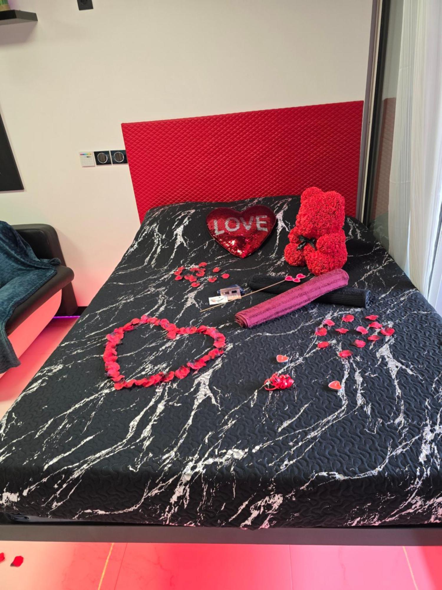 C12 Deluxe Apartment Agde Ngoại thất bức ảnh